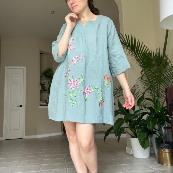 Brand new Light Blue Floral Embroidered Linen Tunic Dress, size M - Picture 1 of 16